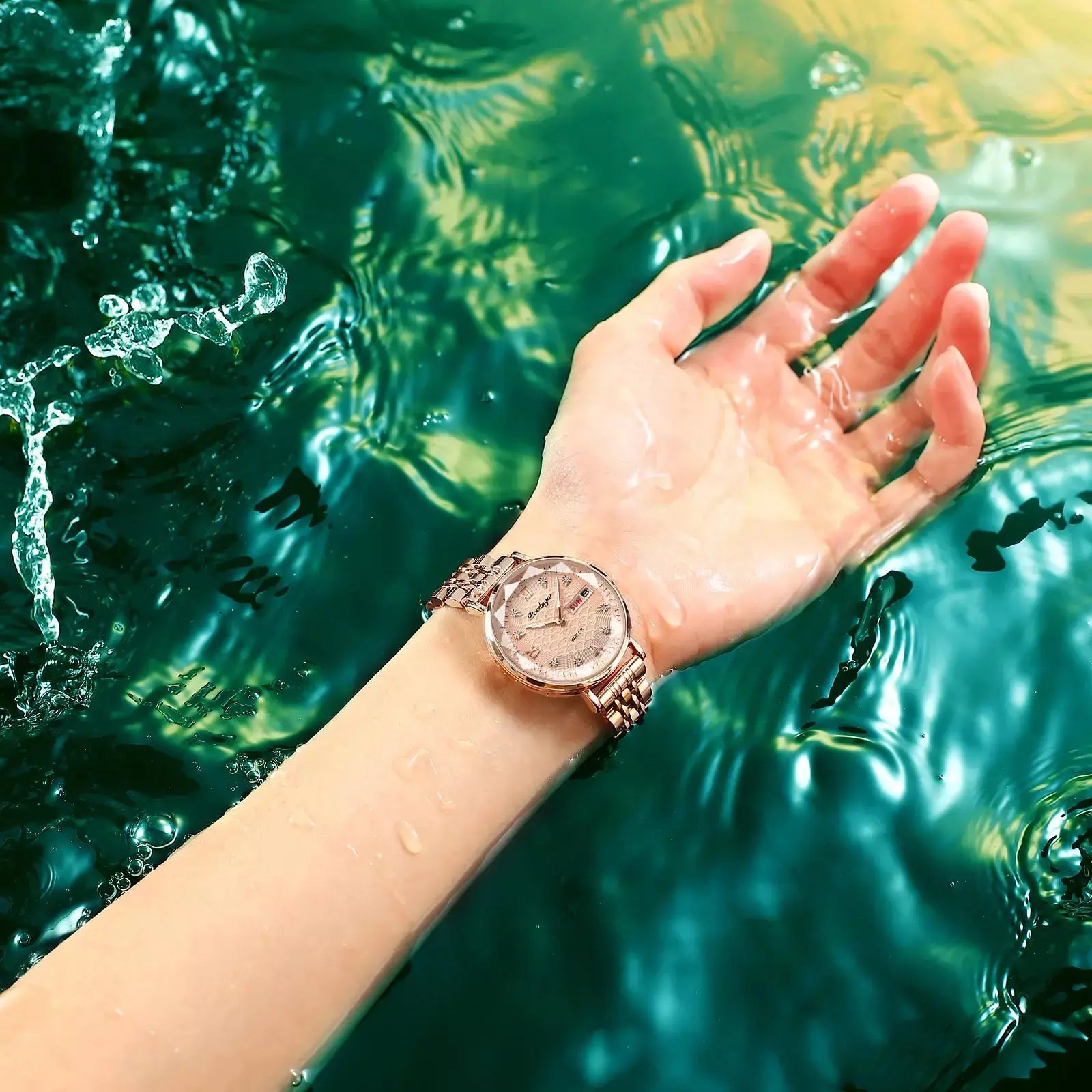 women’s elegant watch, rose gold women’s watch, luxury women’s watch, minimalist women’s watch, luminous women’s watch, stainless steel women’s watch, waterproof women’s watch, fashion women’s watch, stylish women’s watch, casual women’s watch