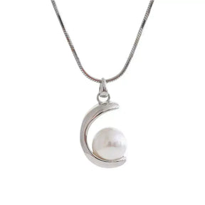 women’s necklace, geometric luxury necklace, pearl necklace, elegant jewellery, modern necklace, sophisticated accessory, minimalist necklace, contemporary necklace, gift for her, durable necklace, gold-plated necklace, necklace for any occasion